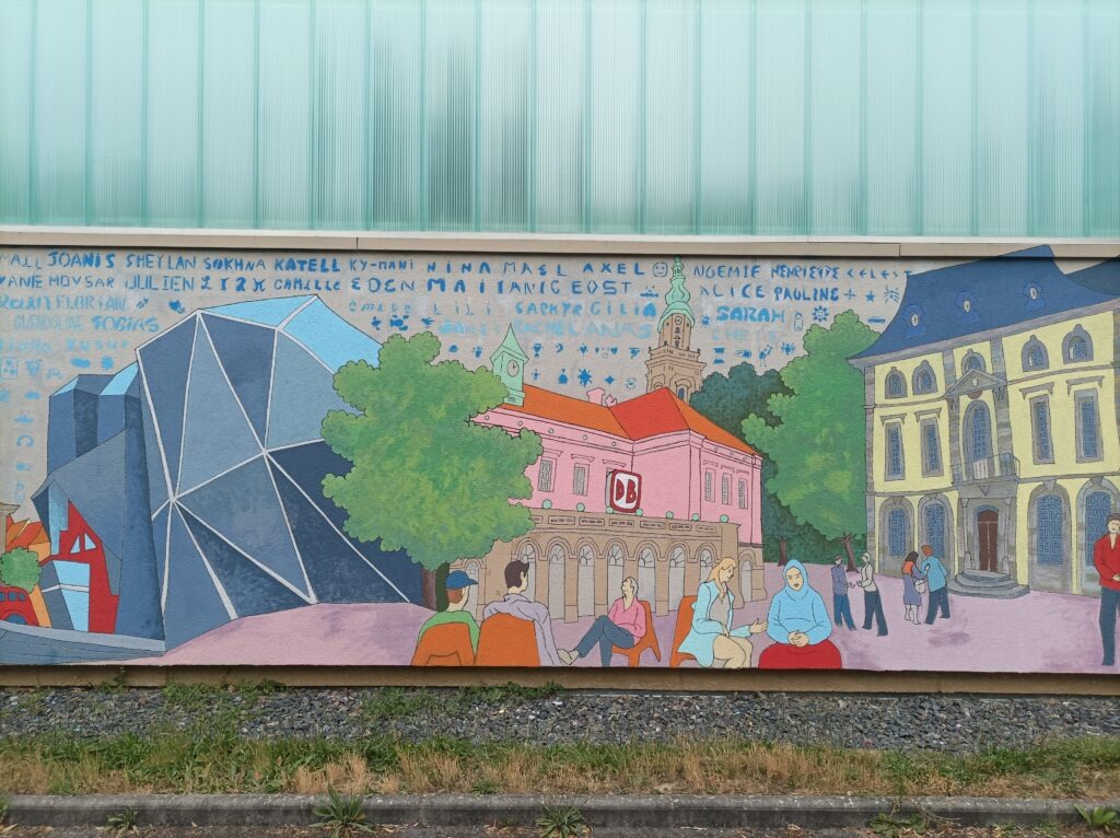 La gare de Rennes et celle d'Erlangen